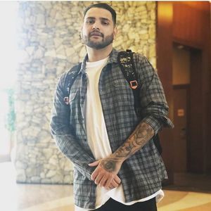 Meet your Posher, Christopher